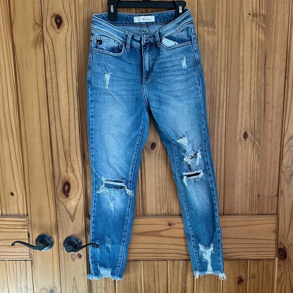 KanCan Distressed Light Blue Ankle Jeans